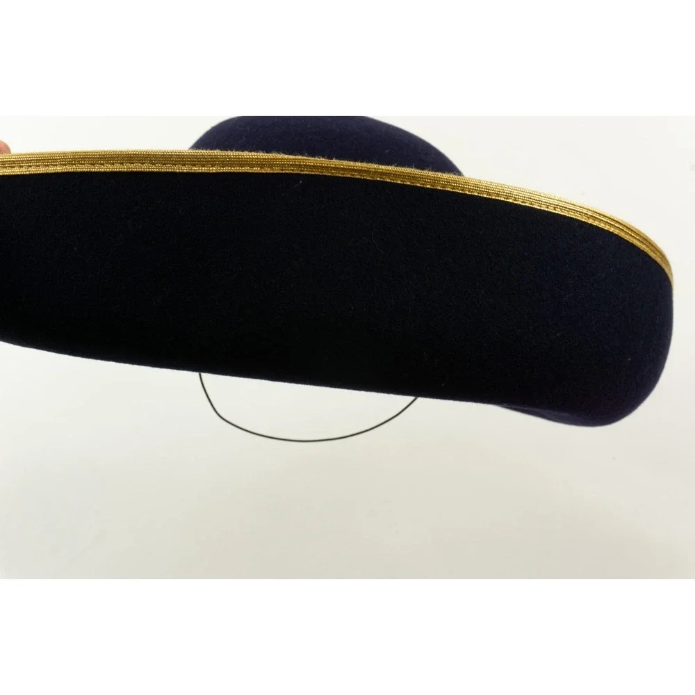 Vintage 1940s Whittall Shon Bollman Co Doeskin Felt USA Wool Derby Medallion Hat